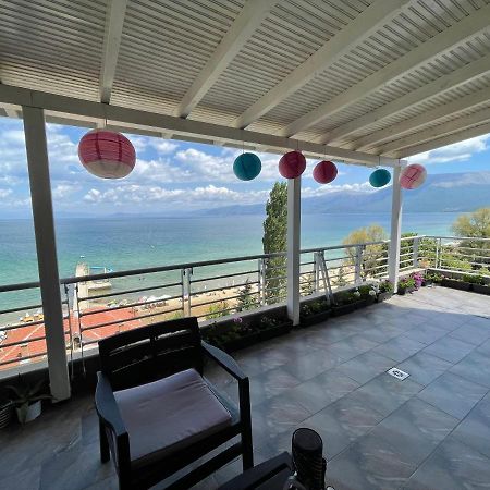 Kelvi'S Apartment Pogradec Exterior photo
