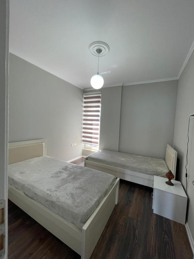 Kelvi'S Apartment Pogradec Exterior photo