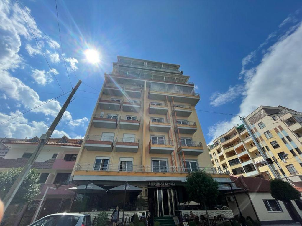 Kelvi'S Apartment Pogradec Exterior photo