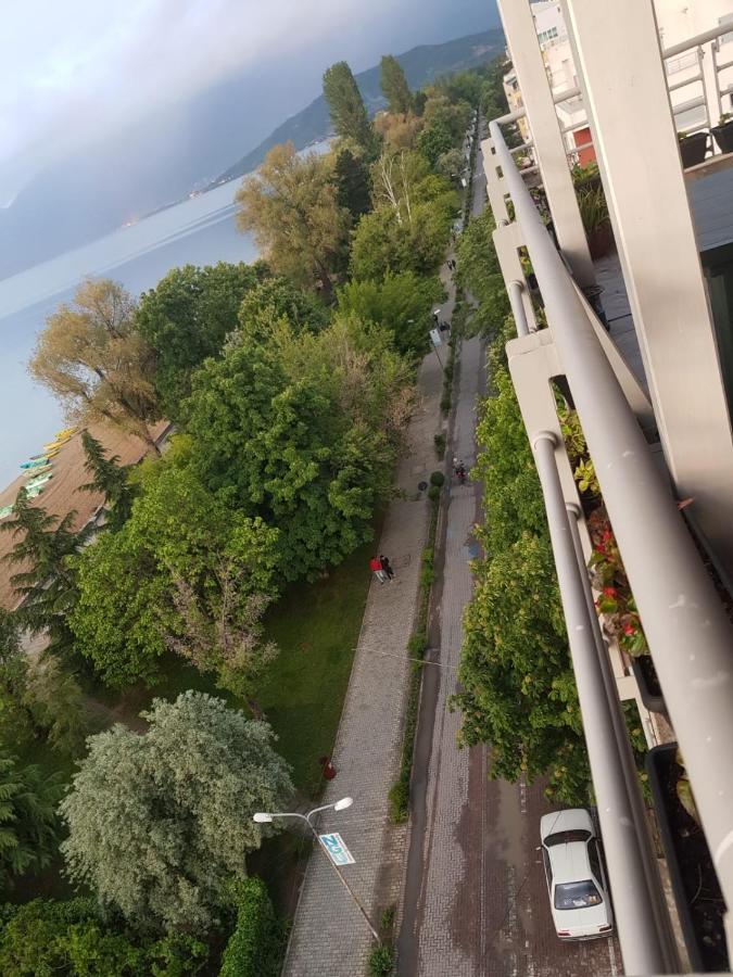 Kelvi'S Apartment Pogradec Exterior photo